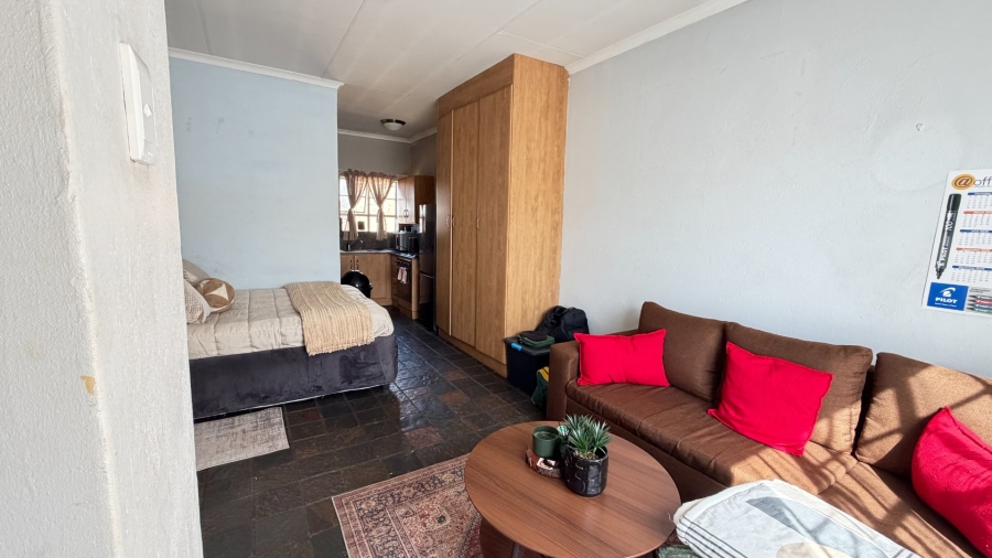 1 Bedroom Property for Sale in Dassie Rand North West